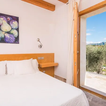 Ses Rentadores Villa *