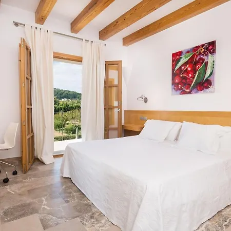 Ses Rentadores Villa *